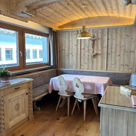 Appartement Rosa St. Johann in Tirol Szoba fotó